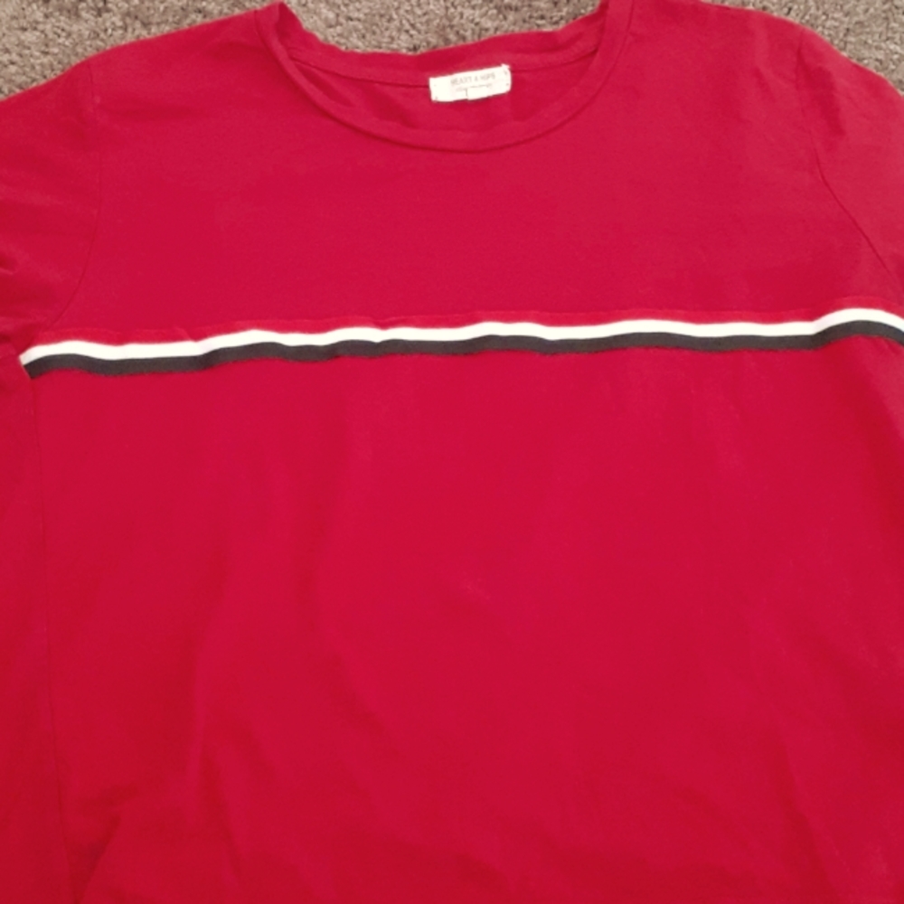 Heart and hips,Red with dark blue white and red stripes size Large in womens